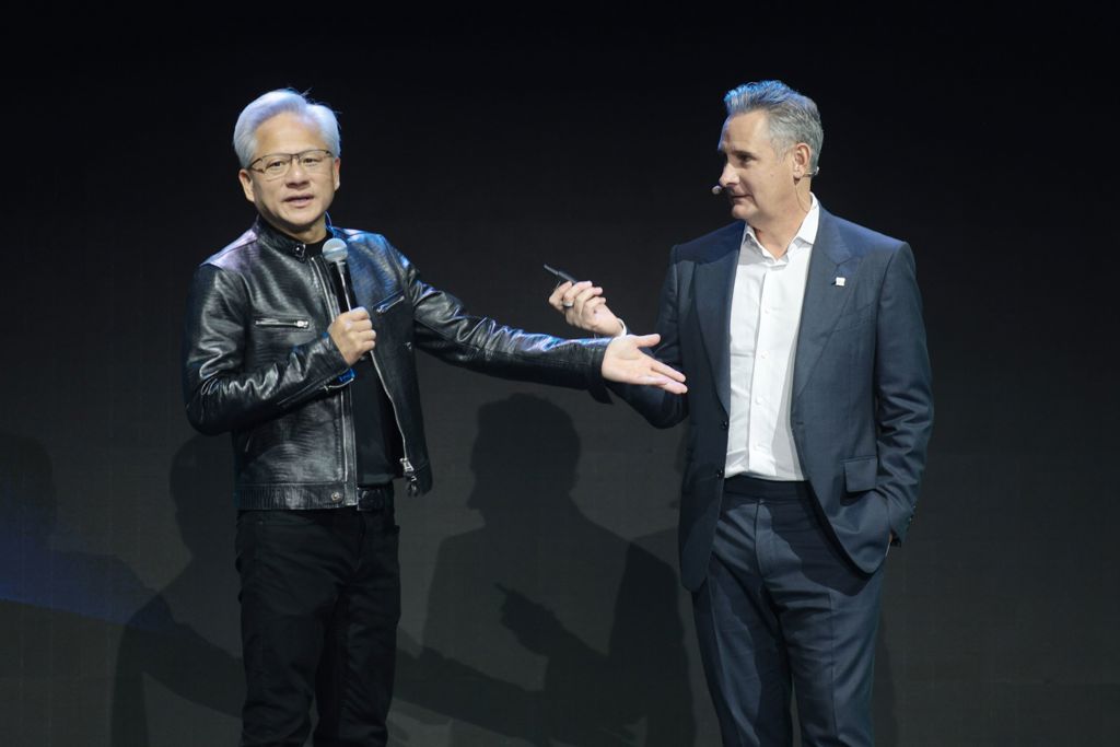 黄仁勋站台 Marvell：AI 的下一关是连接 封面